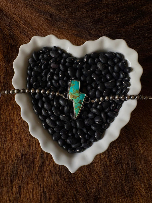 thunderbolt pearl bracelet